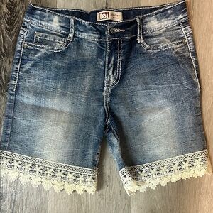 NWNT LEI Blue Denim Shorts with Cream Lace